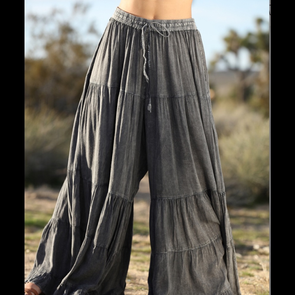 Size 2X Mega Wide Leg Palazzo Pants In Grey
